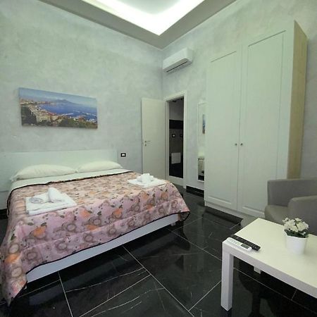 Savastano House Hotel Napoli Exterior foto
